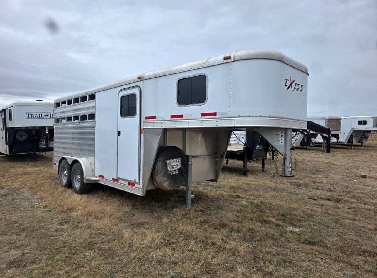 Used 2013 Exiss 6300 3 Horse Gooseneck